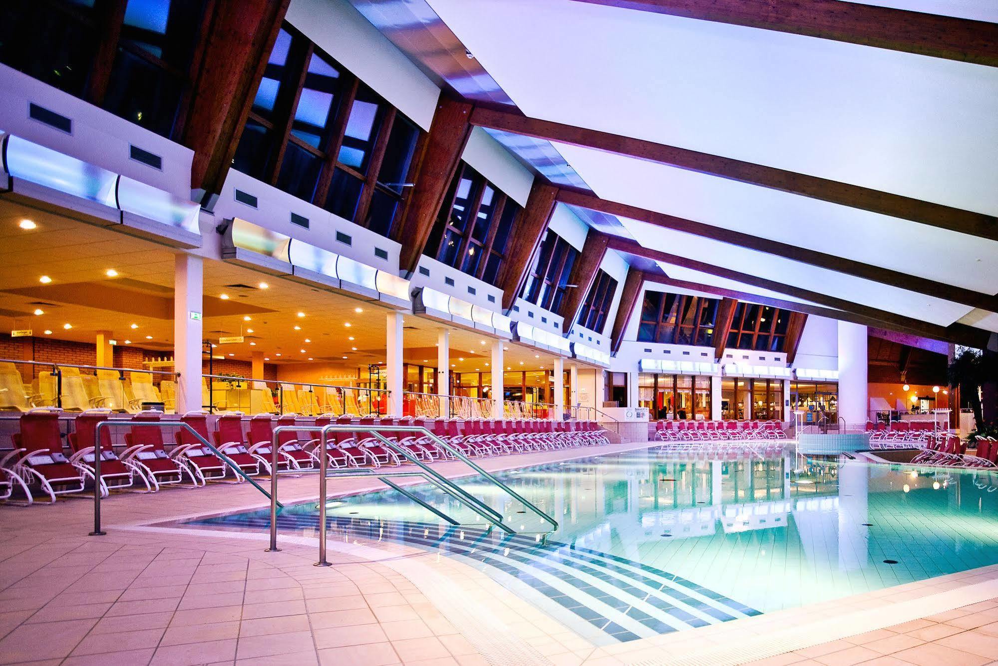Thermenhof Puchasplus Loipersdorf Jennersdorf Εξωτερικό φωτογραφία